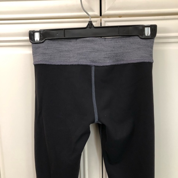 Reversible crop Ivivva by Lululemon leggings - Picture 11 of 15
